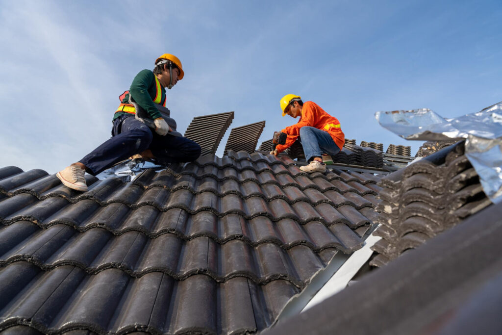 Roofing Contractor for Wind Damag