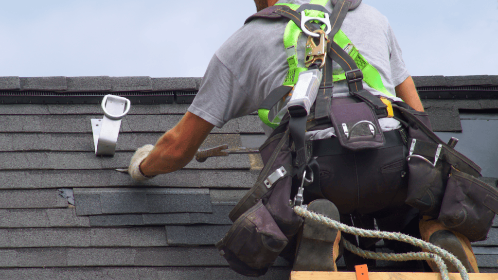 avoid storm chaser roofers Texas